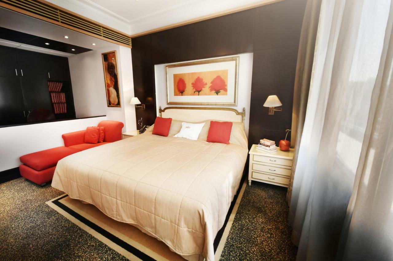 Le Bristol Hotel Beirut Exterior photo