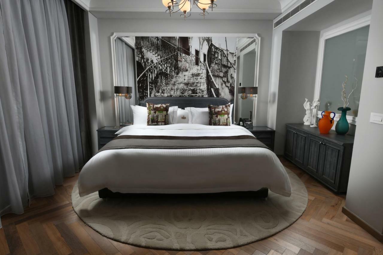 Le Bristol Hotel Beirut Exterior photo