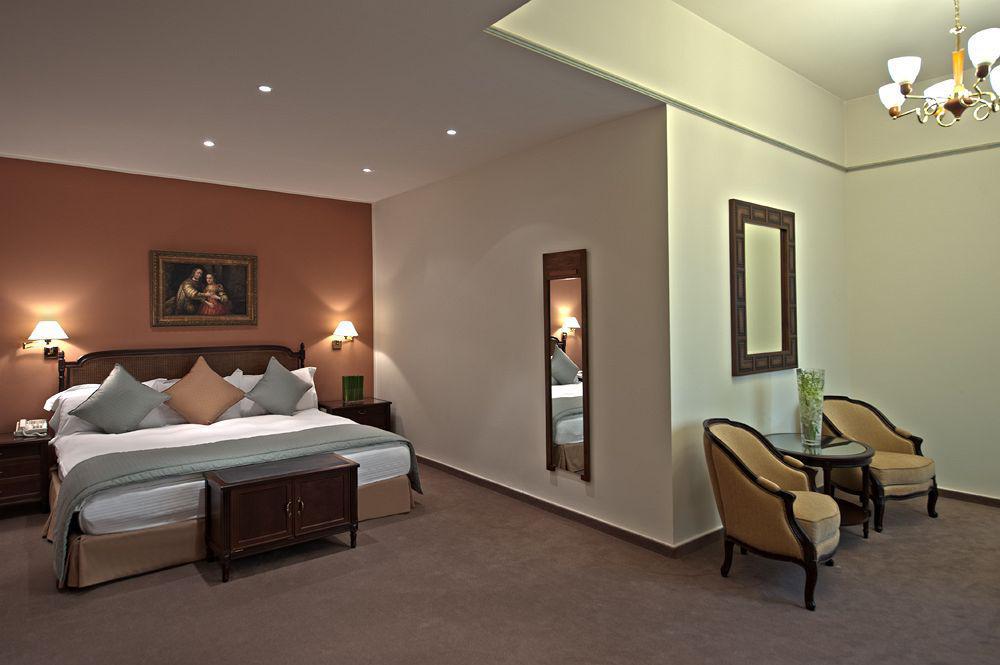 Le Bristol Hotel Beirut Room photo